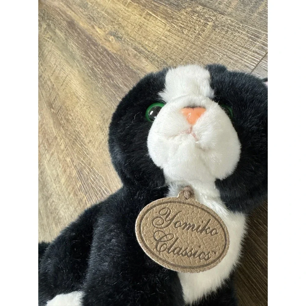 Russ‎ Berrie Yomiko Classics Black White Tuxedo Cat Plush Stuffed Animal 35748